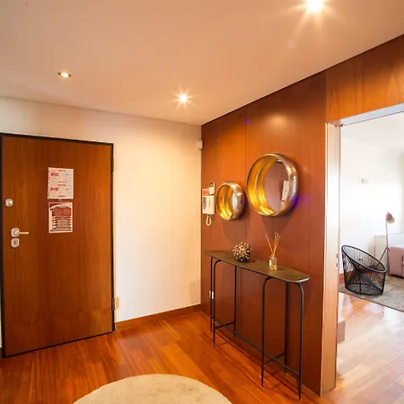 Oriente 25 By Iin - Parque Nacoes 리스본