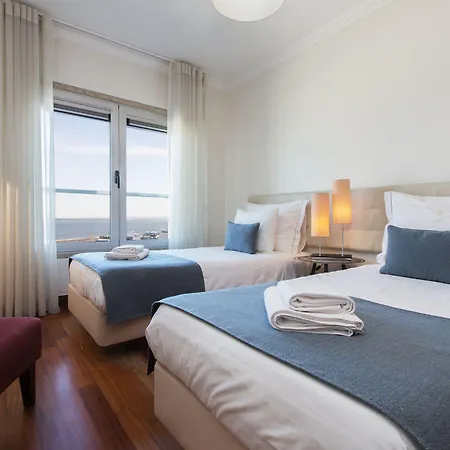 Oriente 25 By Iin - Parque Nacoes Lisboa