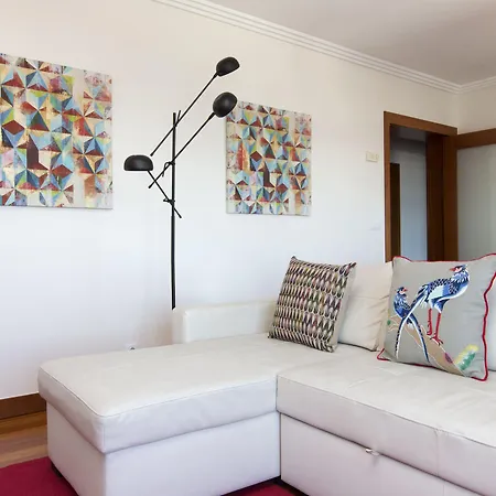 Oriente 25 By Iin - Parque Nacoes Lisboa