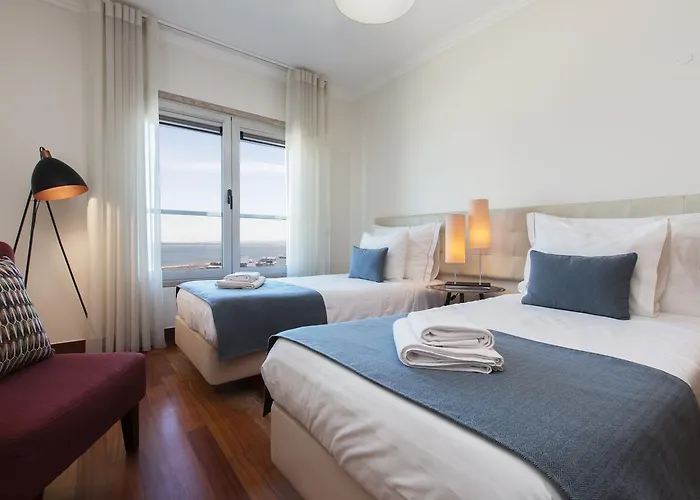 In Oriente 25 - Parque Nações *