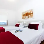 Oriente 25 By Iin - Parque Nacoes * ליסבון